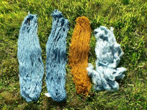 oxidizing wool fiber
